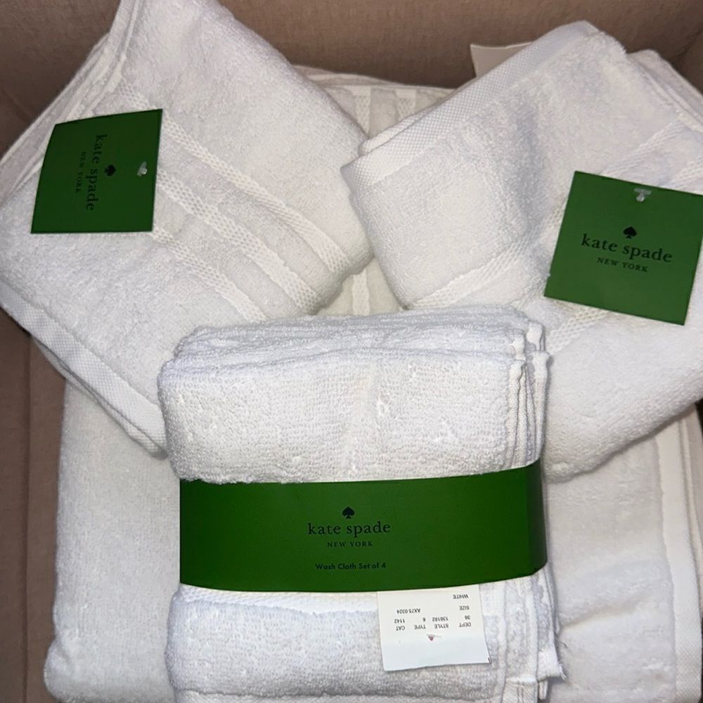 Kate ♠️ Spade Harrington Towel Set set of 8!